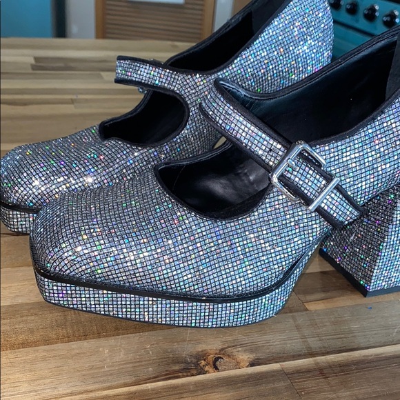 Gianni Bini silver holographic Sparkling Mary Jane square Heels - Picture 11 of 15